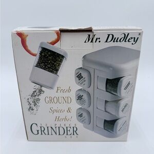 Vintage Mr. Dudley *GREEN* 12-Piece Grinder Set NOB!